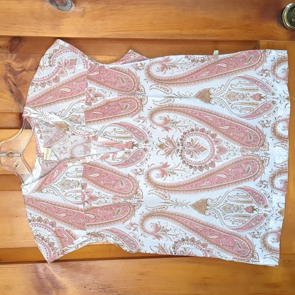 SPLIT* Paisley print 100% cotton cap sleeve side slit v neck lightweight blouse - Picture 1 of 9